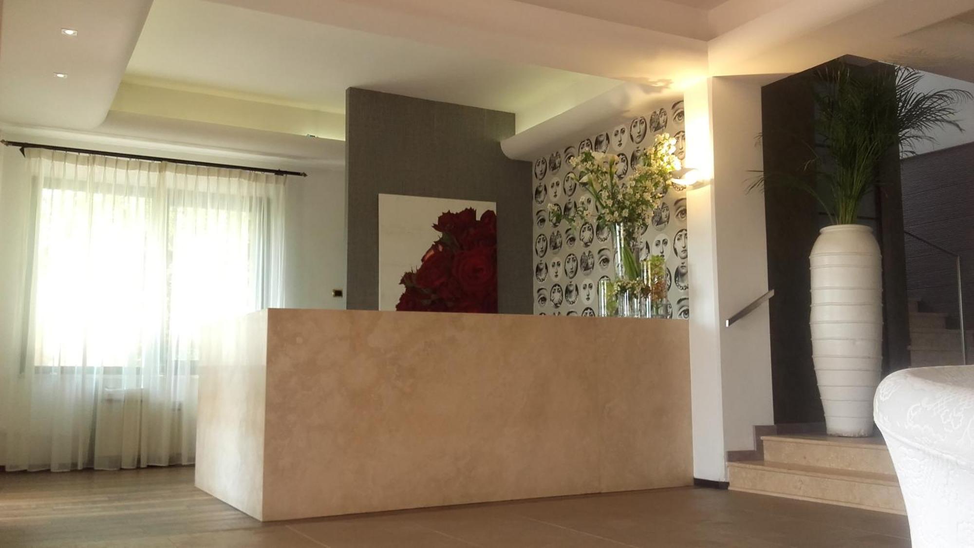 Hotel Joseph Марина-ди-Пьетрасанта Экстерьер фото