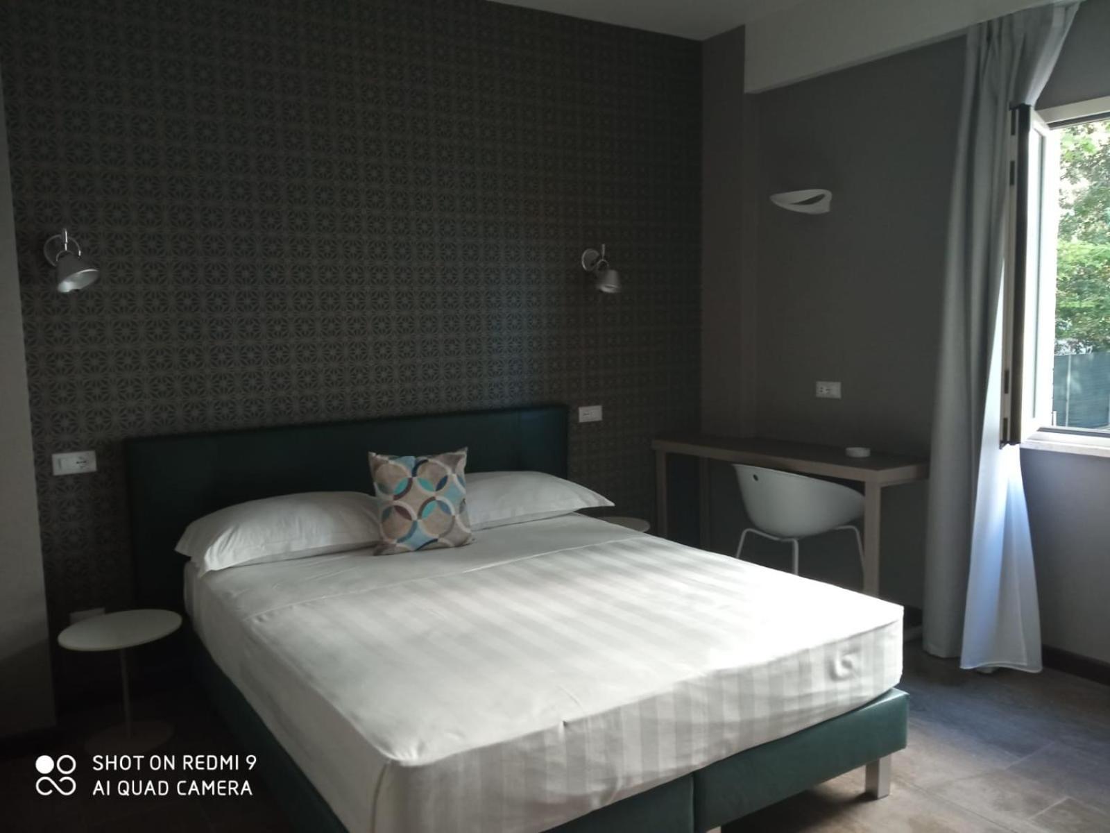 Hotel Joseph Марина-ди-Пьетрасанта Экстерьер фото